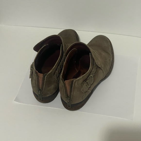 Born Women's Taupe Suede Leather Booties - Size 6 M - Picture 4 of 6